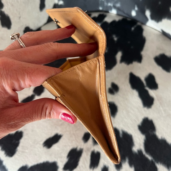Vintage Fendi Signature Tan Wallet - Picture 9 of 15